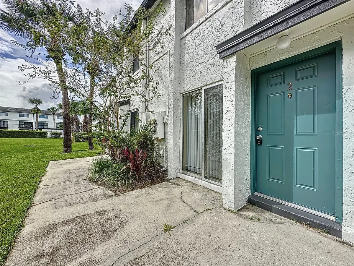 4117 S SEMORAN BLVD #2, Orlando, FL 32822