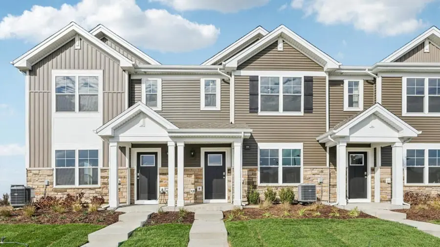3217 Matlock DR, Yorkville, IL 60560