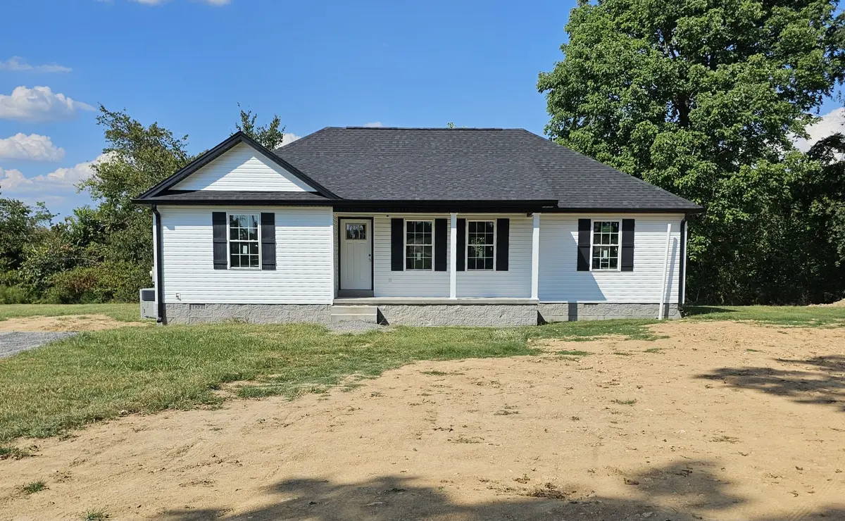 3006 Wixtown Rd, Westmoreland, TN 37186