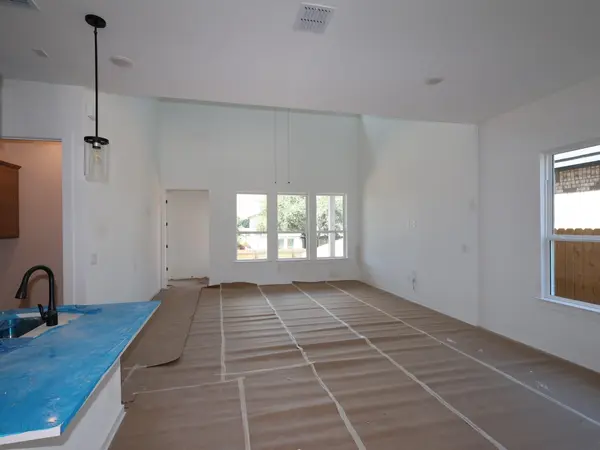 2313 Spokane DR, Leander, TX 78641