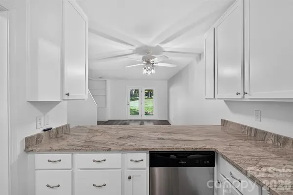 132 Colony DR, Arden, NC 28704