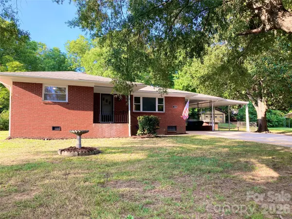 106 Hawkinstown RD, Salisbury, NC 28144