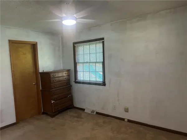 7001 Sloan AVE, Kansas City, KS 66109