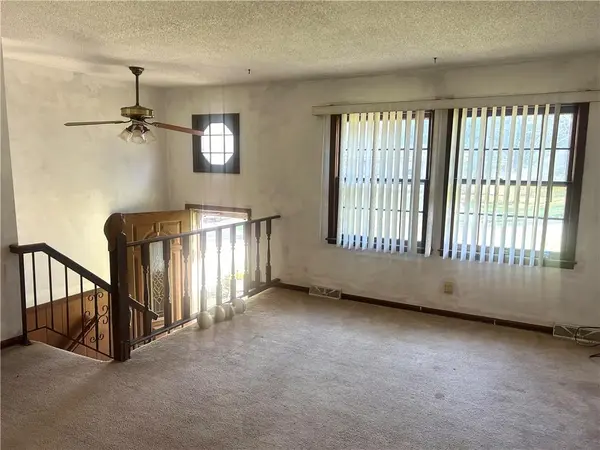7001 Sloan AVE, Kansas City, KS 66109