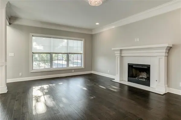 302 N Main ST, Independence, MO 64050