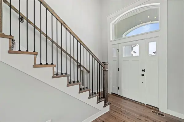 2111 NE 114TH ST, Kansas City, MO 64155
