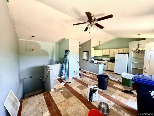 26495 S End, Kittredge, CO 80457