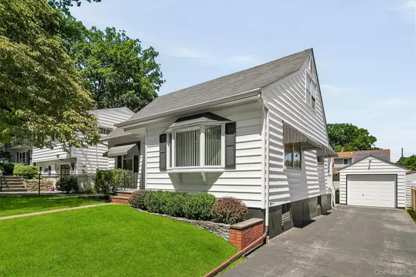 12 Randall TER, Middletown, NY 10940