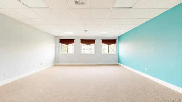 168 W Park AVE #2nd Floor, Long Beach, NY 11561