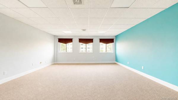 168 W Park AVE #2nd Floor, Long Beach, NY 11561