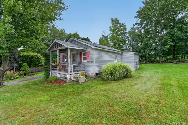 33 E Crossman AVE, Monroe, NY 10950