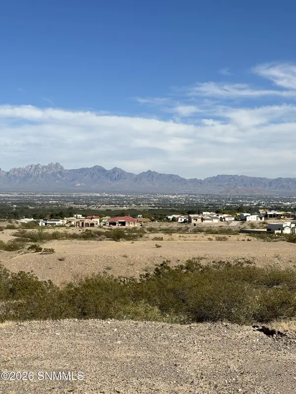 6805 Vermeer ST, Las Cruces, NM 88007
