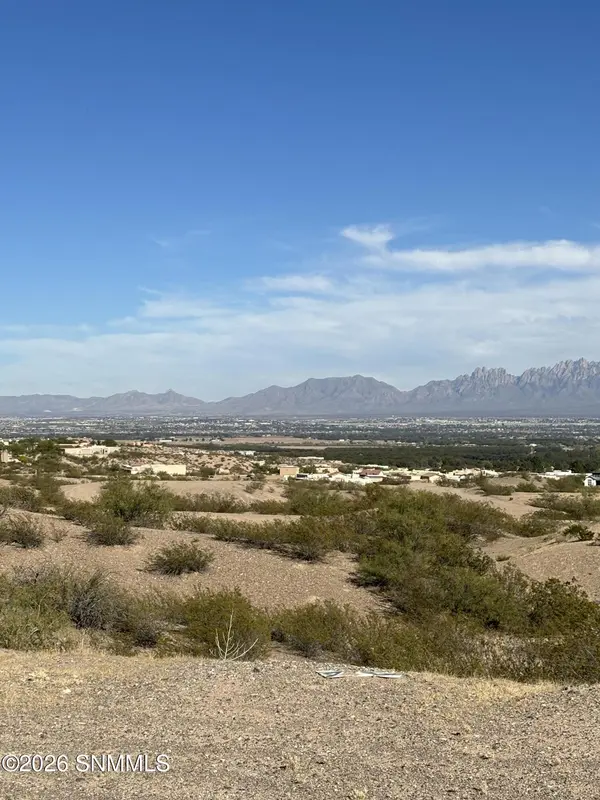 6797 Vermeer ST, Las Cruces, NM 88007