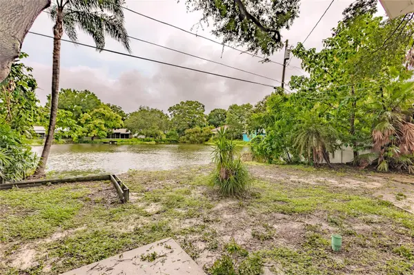 106 E VIRGINIA LN, Clearwater, FL 33759
