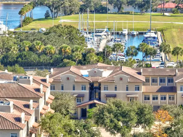110 CLUB HOUSE DR #301, Palm Coast, FL 32137