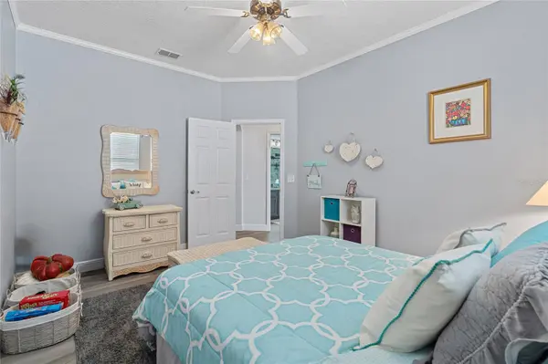 5932 GOLDEN PINE CT Oviedo, FL 32765