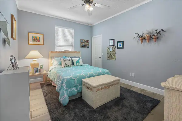 5932 GOLDEN PINE CT Oviedo, FL 32765