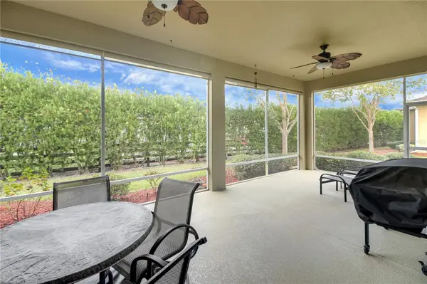 10033 LAKE MIONA WAY, Oxford, FL 34484