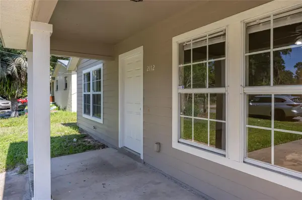 2112 NE 3RD PL, Gainesville, FL 32641