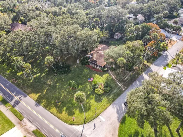 418 N Riverside DR, Edgewater, FL 32132