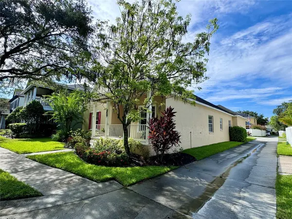 13102 MARSH FERN DR, Orlando, FL 32828