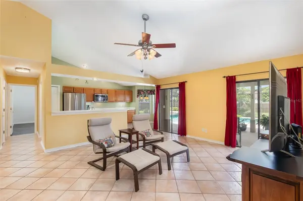 616 CARRIGAN AVE, Oviedo, FL 32765