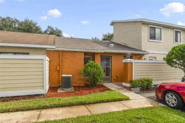 18 SILVER OAK CIR, Kissimmee, FL 34743