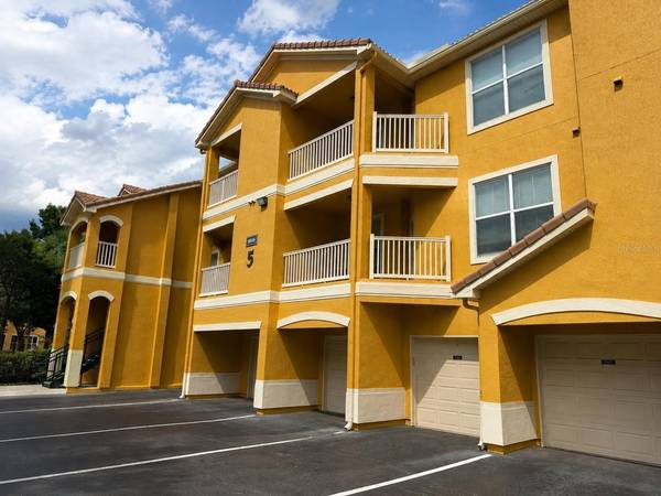 8848 VILLA VIEW CIR #207, Orlando, FL 32821