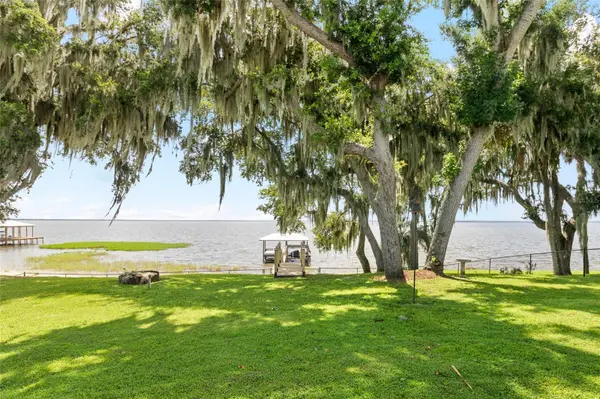 4237 CHAMBERS ST, Lake Wales, FL 33898