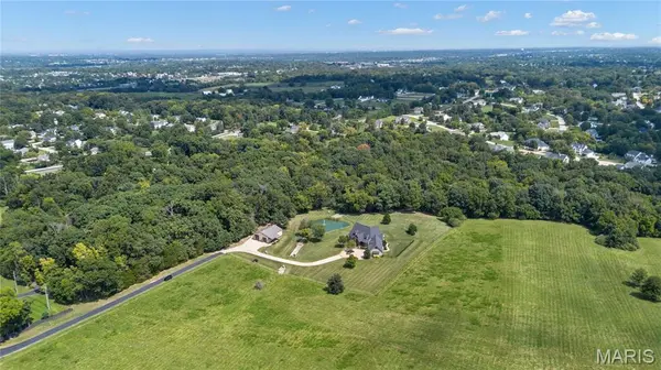 570 Patriotic TRL, Weldon Spring, MO 63304