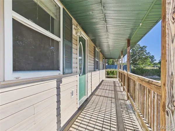 14163 Highway AW, Plato, MO 65552