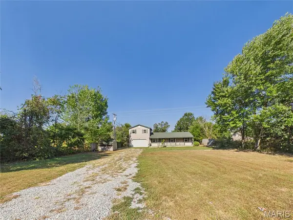 14163 Highway AW, Plato, MO 65552