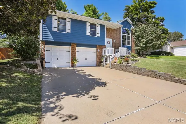 87 Morningside DR, Glen Carbon, IL 62034