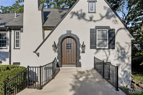 429 S Rock Hill RD, St Louis, MO 63119