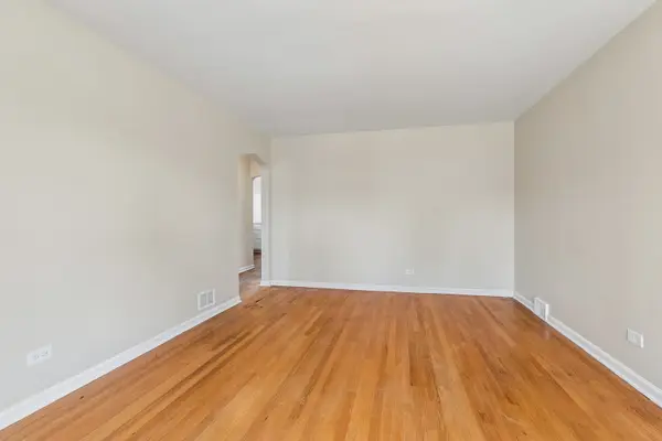 1029 Eastern AVE, Bellwood, IL 60104