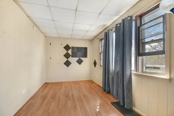 25 W 21st ST, Chicago Heights, IL 60411
