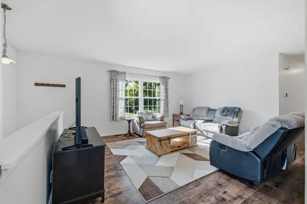 1645 Timber TRL #D, Wheaton, IL 60189