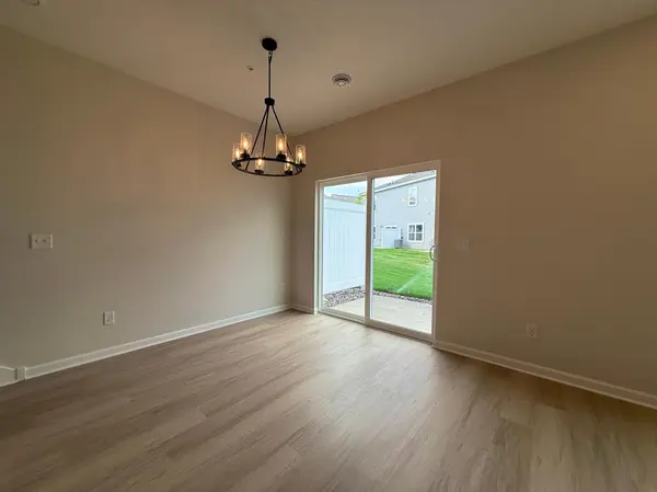 23146 Creekview CT, Rogers, MN 55374