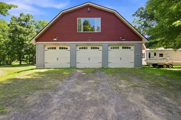 25053 Typo Creek DR NE, Stacy, MN 55079