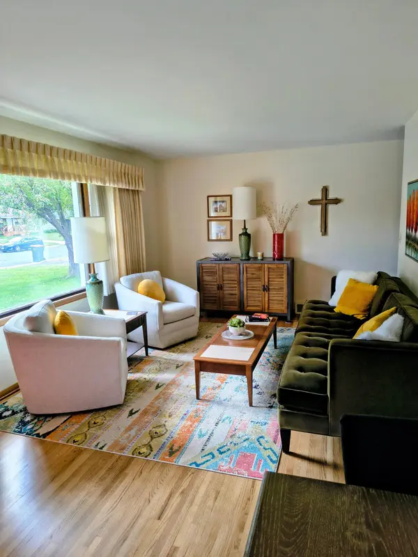 948 Main ST S, Shakopee, MN 55379