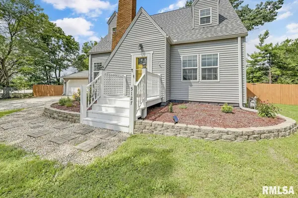 5127 N SHERIDAN RD, Peoria, IL 61614