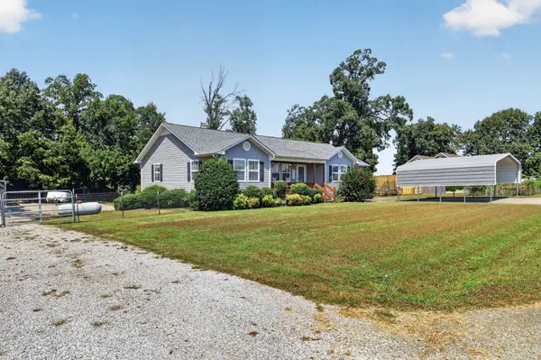 971 Sherrill Rd, Decherd, TN 37324