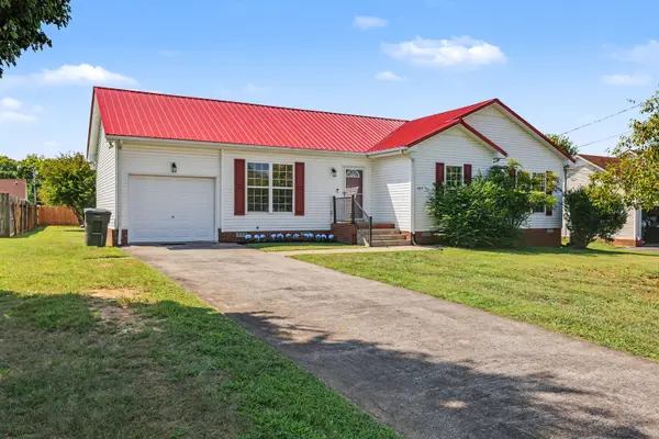 1612 London Dr, Columbia, TN 38401