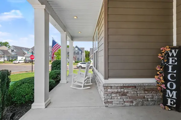 801 Raintree Dr, Smyrna, TN 37167