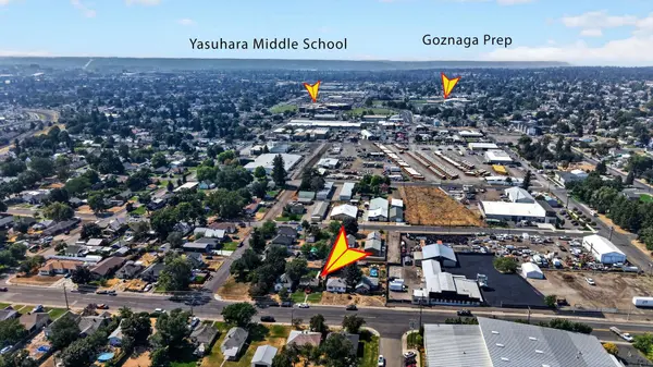 2811 N Crestline St, Spokane, WA 99207