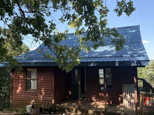 224 Scrolling RD, Branson West, MO 65737