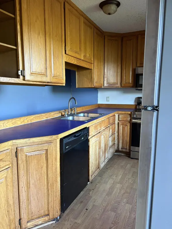 224 Scrolling RD, Branson West, MO 65737