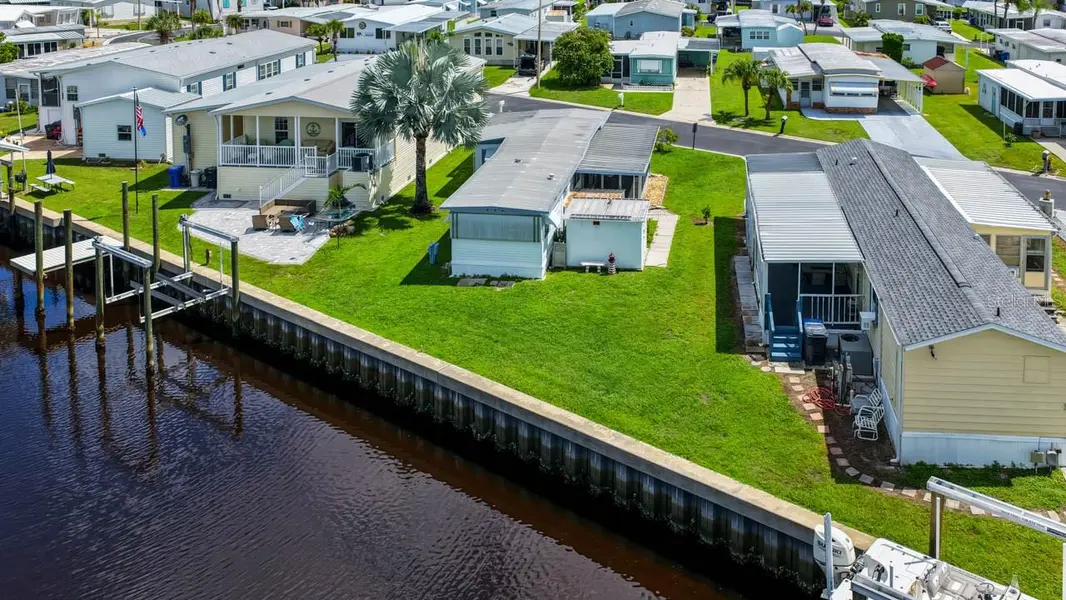 116 W SAINT JOHNS WAY, Apollo Beach, FL 33572