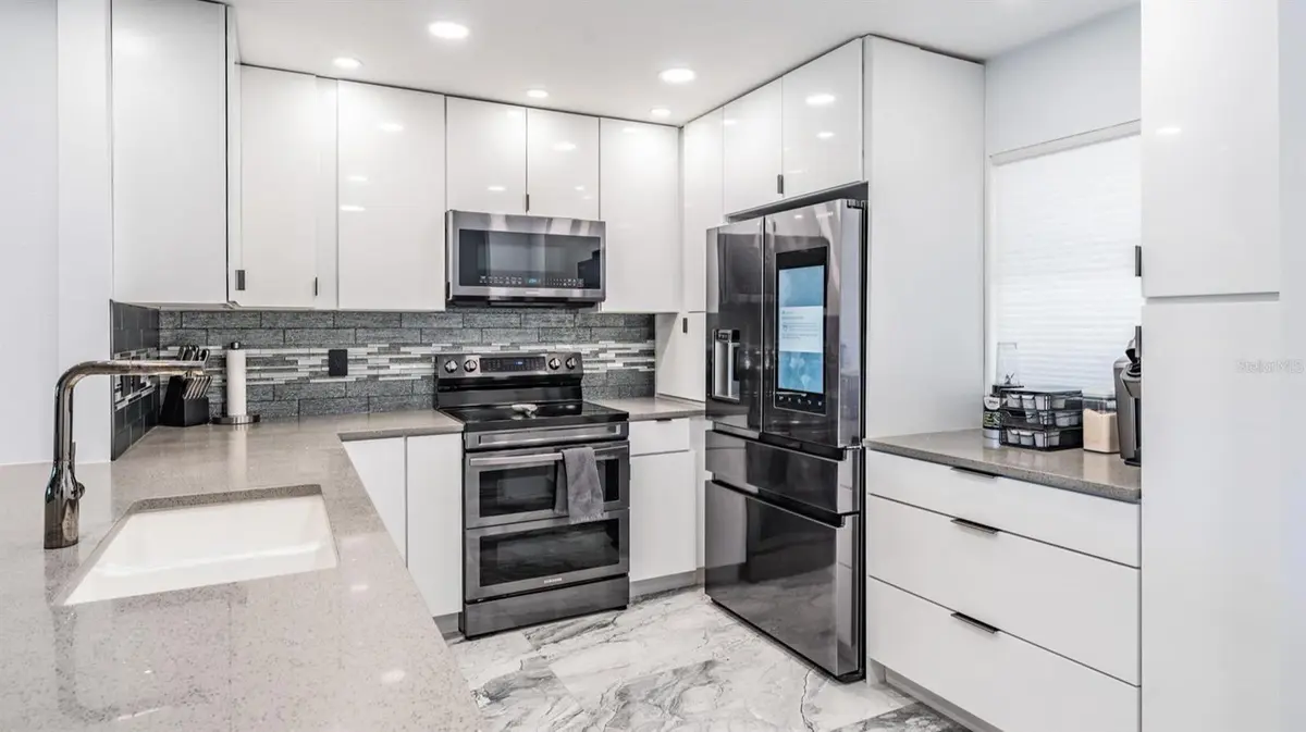 2650 COUNTRYSIDE BLVD #C305, Clearwater, FL 33761