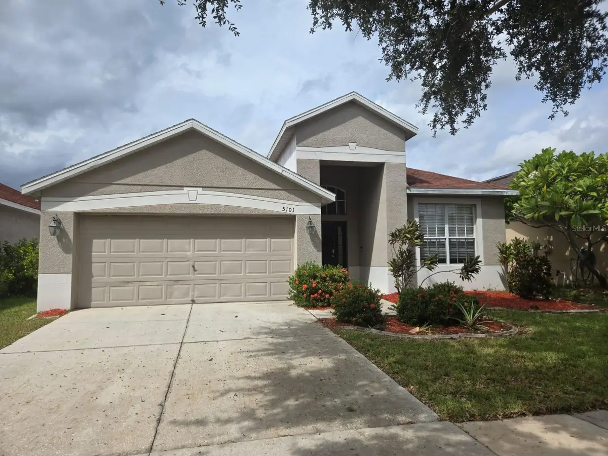 5101 CLOVER MIST DR, Apollo Beach, FL 33572